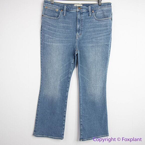 NEW Madewell Cali Demi-Boot Jeans in Dorrance Wash: TENCEL™ Denim Edition, 32 - Picture 3 of 15